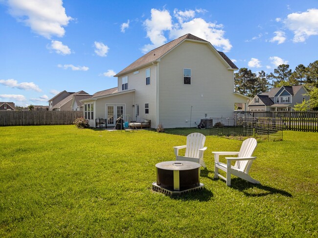 Building Photo - 219 Breakwater Dr