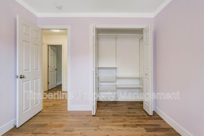 Building Photo - 6446 Pulpit Rock Dr