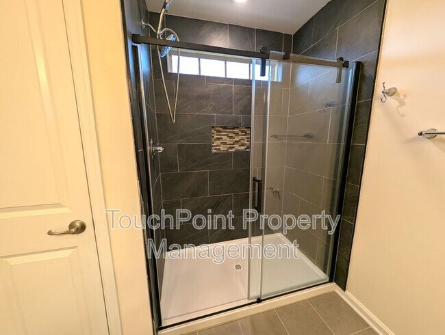 Building Photo - 4061 Zilker Park Dr
