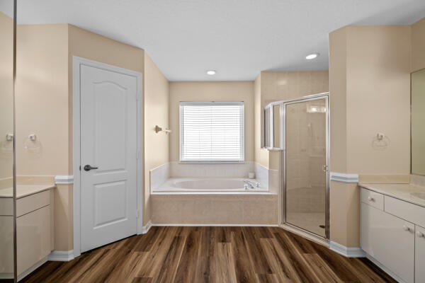 Building Photo - 5777 NW Eskimo Cir