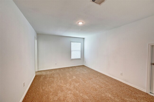 Building Photo - 9230 Mission Arbor Ln