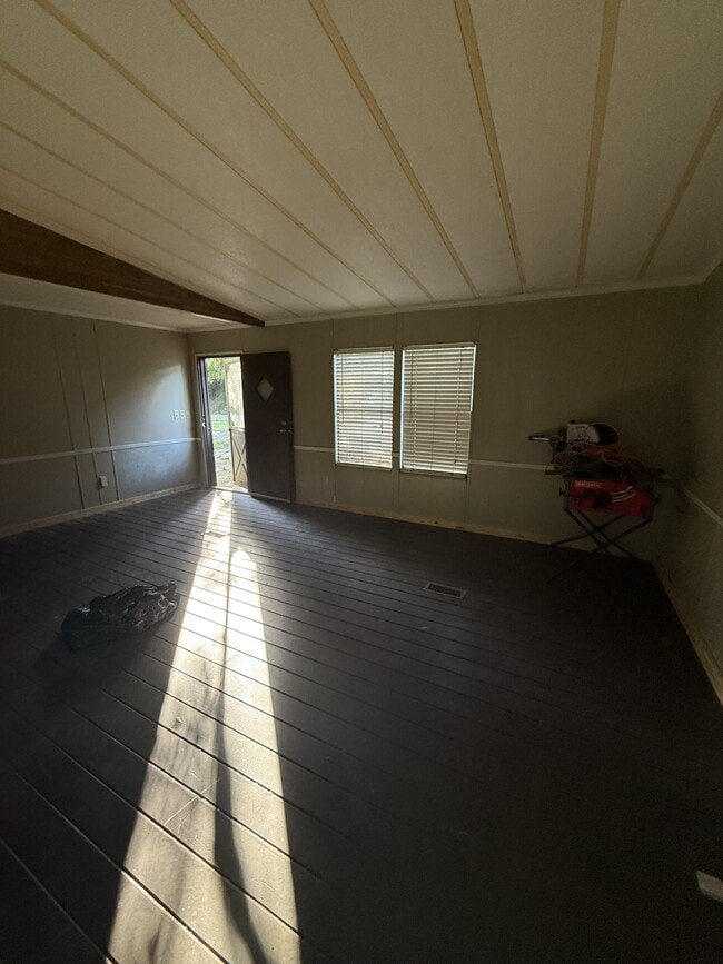 Building Photo - 1688 Red Hl Rd