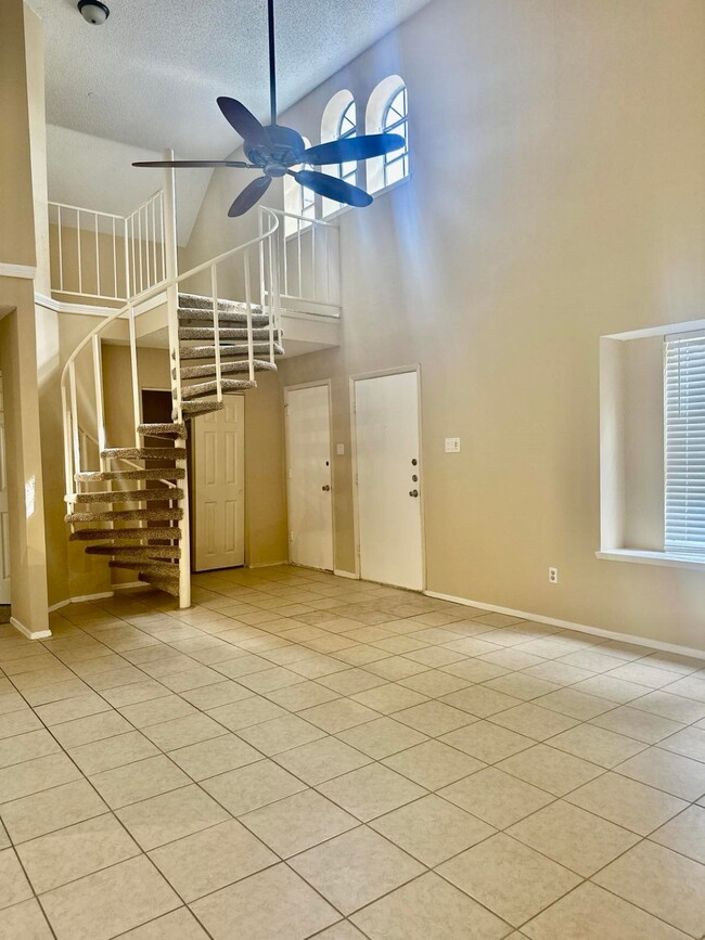 Building Photo - 21918 Pearl Lake Dr