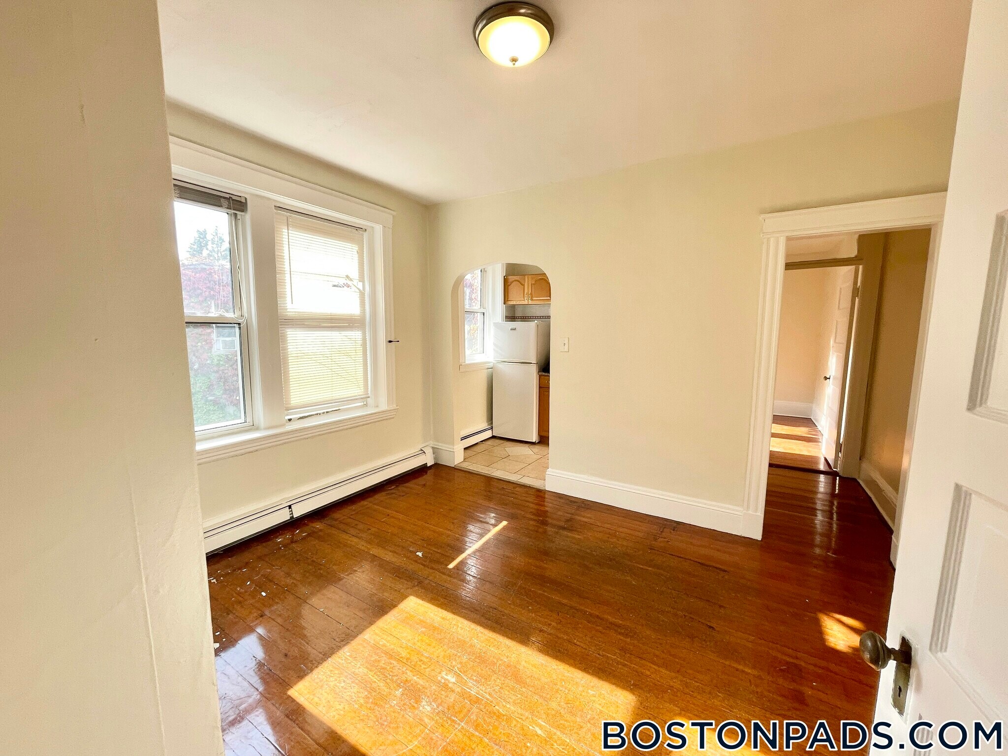 Building Photo - 208 Winthrop Rd