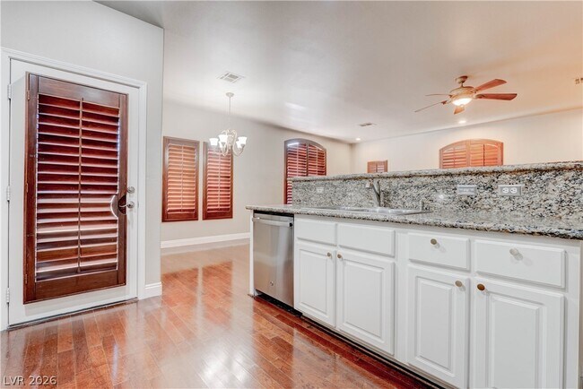 Building Photo - 10001 Crimson Palisades Pl