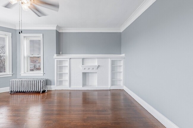 Building Photo - 7729 S Laflin St