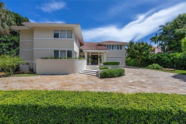 Building Photo - 7141 E Lago Dr