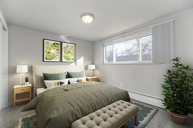Building Photo - Miller Court Apartments - Security Deposit As Low As $0!