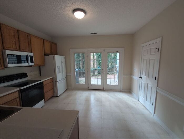 Building Photo - 7303 Bonnie Ridge Ct