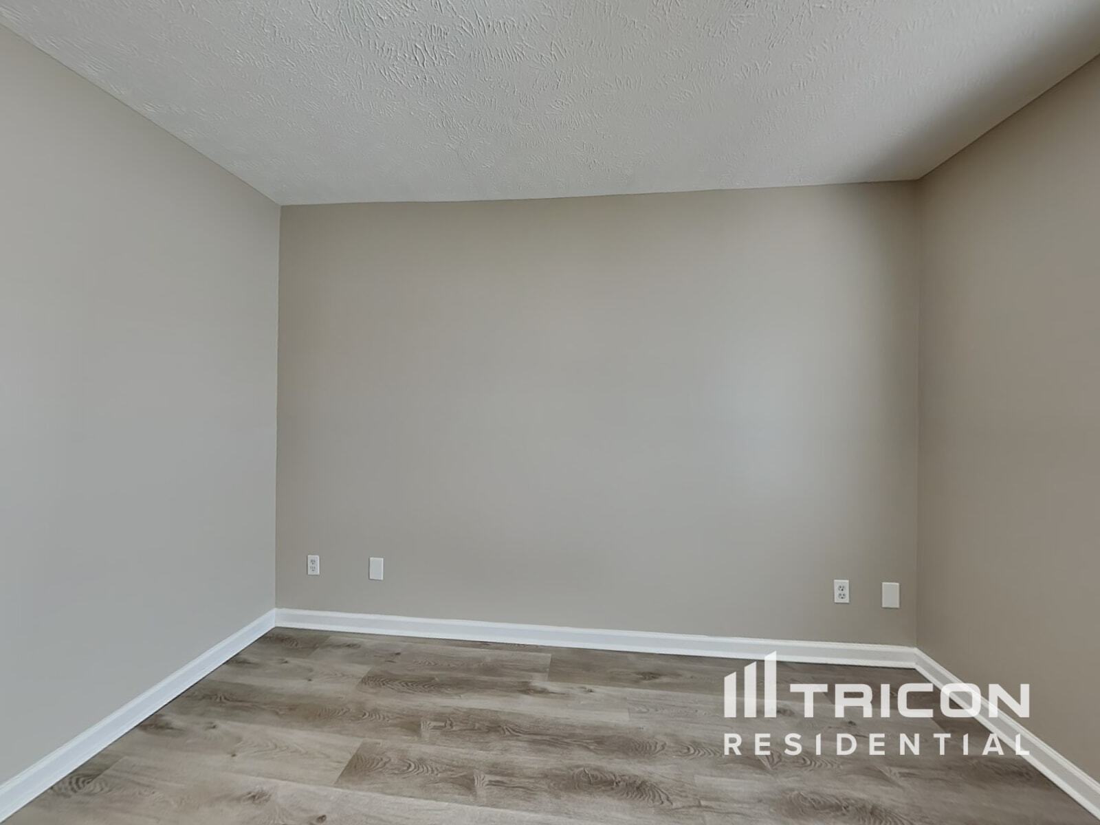 Building Photo - 928 Pin Oak Dr