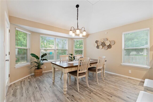 Building Photo - 16708 Chamonix Terrace