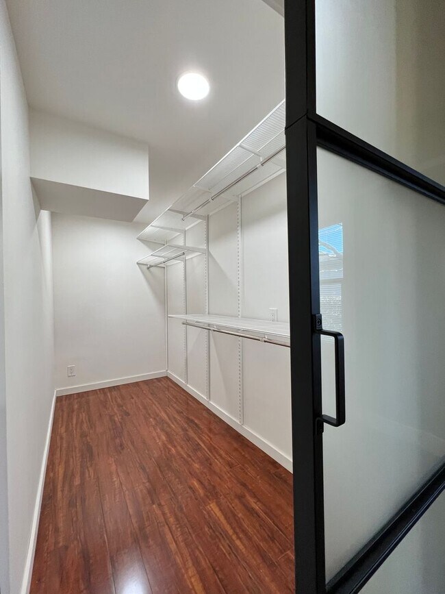 Building Photo - TENTATIVELY RENTED 2 Bedrooms, 1 Bathroom Charmer Near Downtown Napa