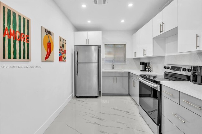 Building Photo - 797 NW 35th St