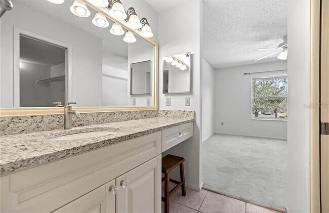 Building Photo - 7294 Cloister Dr