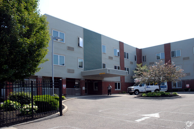 Building Photo - Inglis Apartments at Elmwood