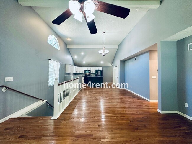 Building Photo - Overland Park Raised Ranch, Primary Suite ...