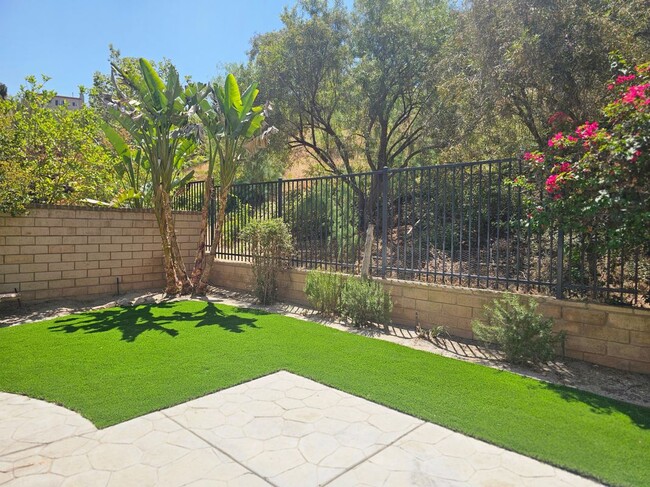 Building Photo - 2862 Echo Springs Dr