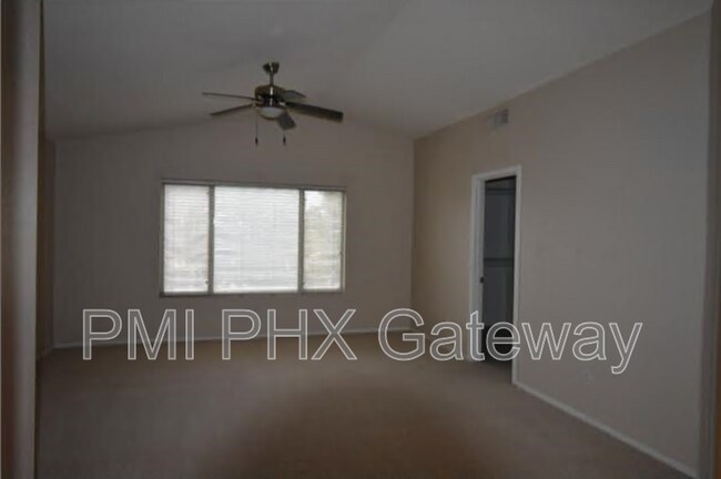 Building Photo - 7141 W Potter Dr