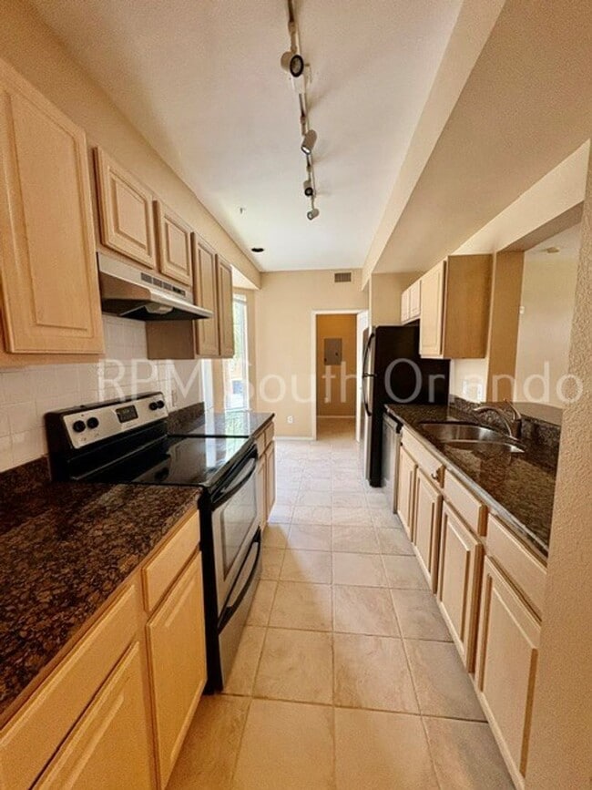 Building Photo - 408 Summit Ridge Pl