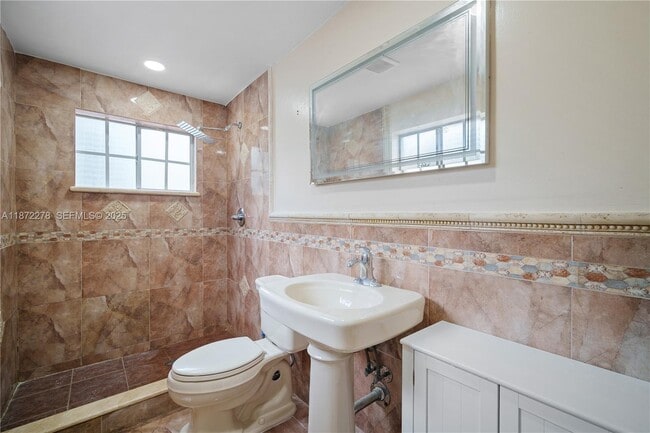 Building Photo - 951 NW 148th St