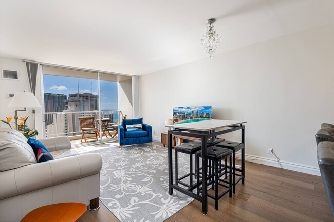 Building Photo - 400 Hobron Ln