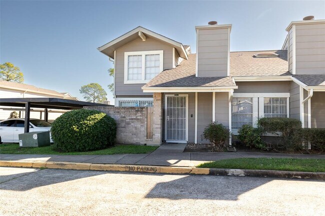 Building Photo - 6341 Shadow Tree Dr