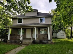 Building Photo - NEWLY RENOVATED PONTIAC UNIT FOR LEASE!