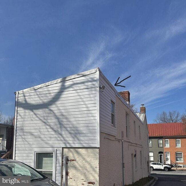 Building Photo - 514 N Market St