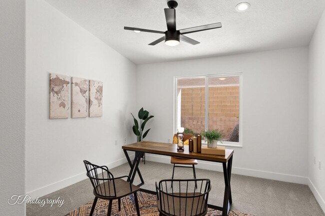 Building Photo - 1673 Warm River Dr