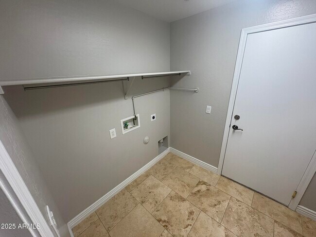 Building Photo - 17633 N 41st St