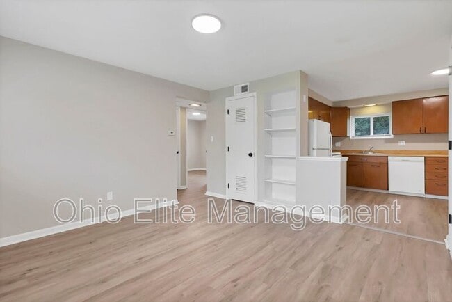 Building Photo - 1029 Binns Blvd