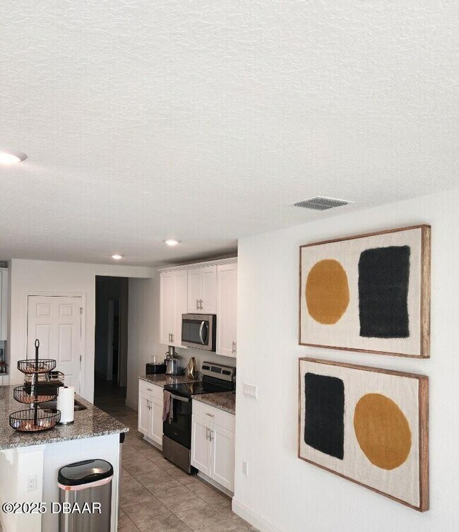 Building Photo - 112 Links Ter Blvd