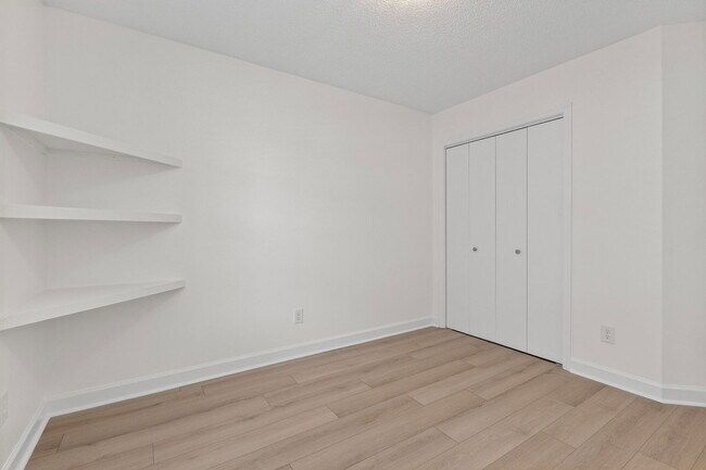 Building Photo - 137 Sea Cotton Cir