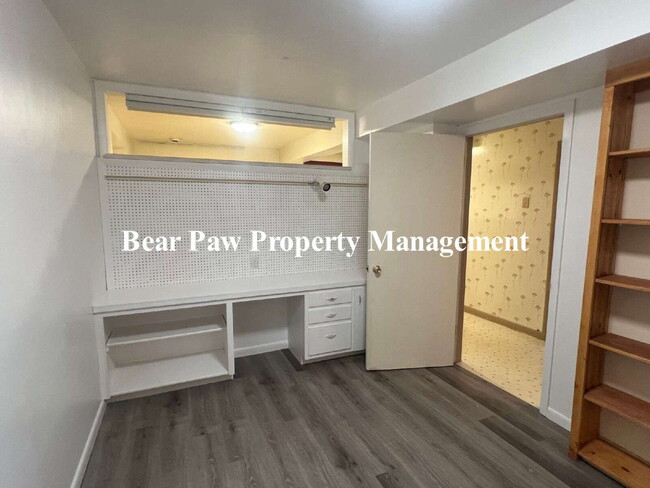 Building Photo - Spacious 4 Bedroom Home in North Evergreen!!