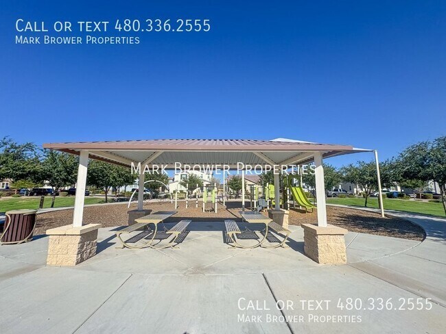 Building Photo - 249 North Sandal-