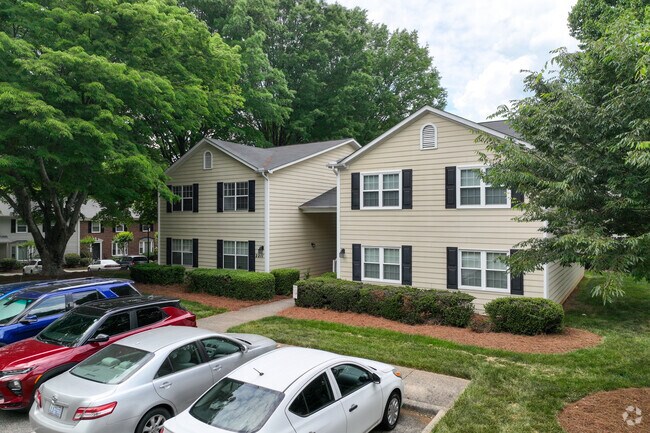 Alternate photo - Williamsburg Square