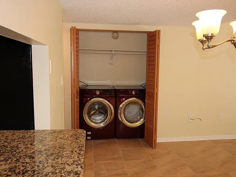 Building Photo - 2567 SE 15th Ave