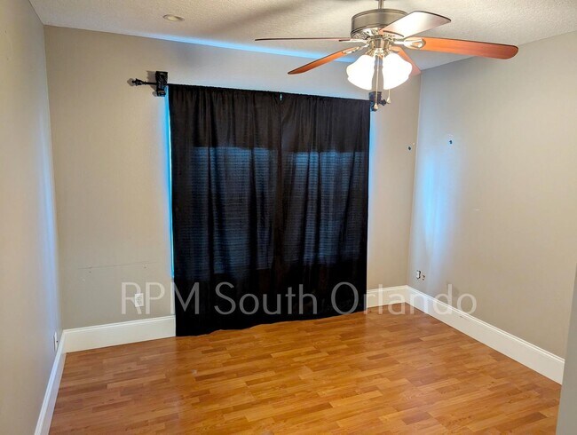 Building Photo - Spacious 4–5 Bedroom Home for Rent in Gate...