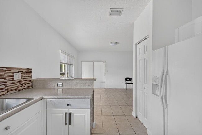 Building Photo - 14264 SW 289 Ter