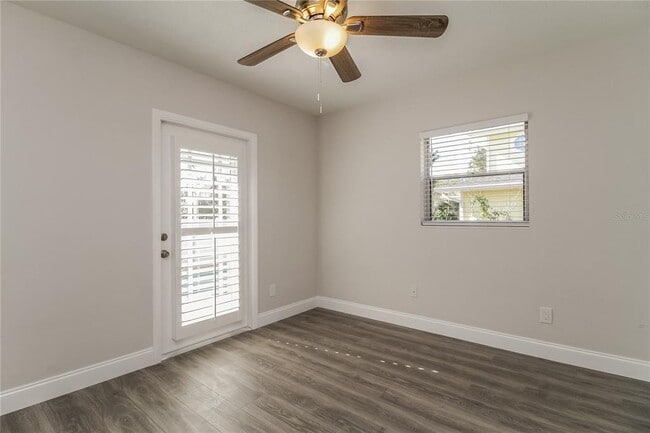 Building Photo - 820 N Florida Ave