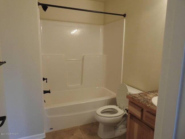 Building Photo - 780 S Pk Pl