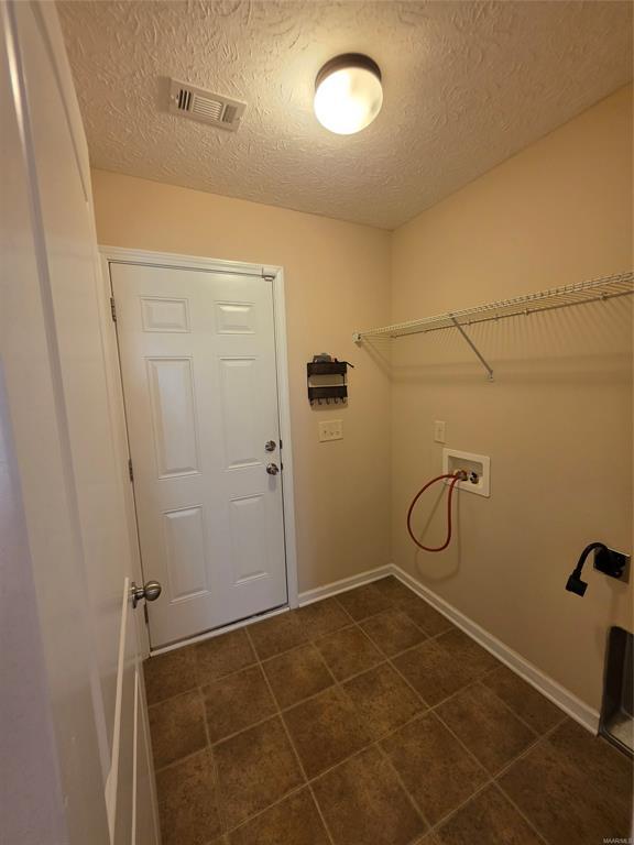 Building Photo - 6136 Old Post Lane