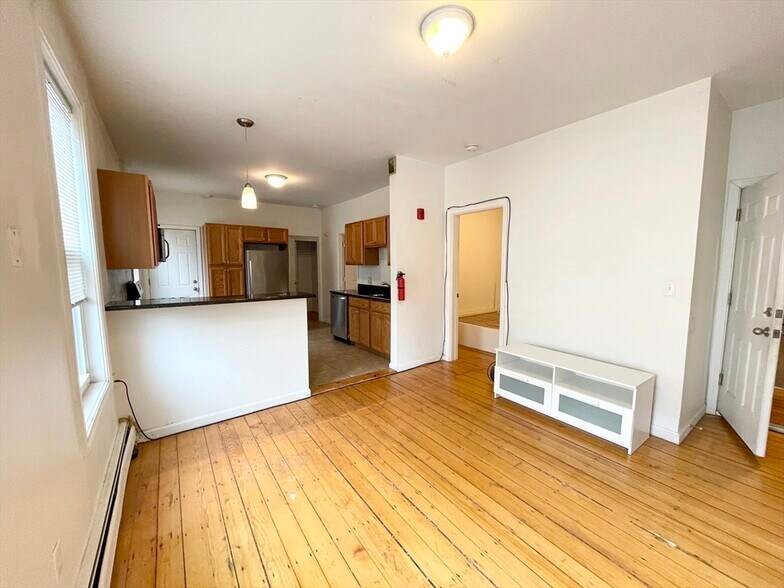 Building Photo - 53 Delle Ave