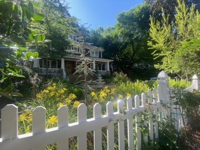 Building Photo - 1891 Ardmore Rd NW