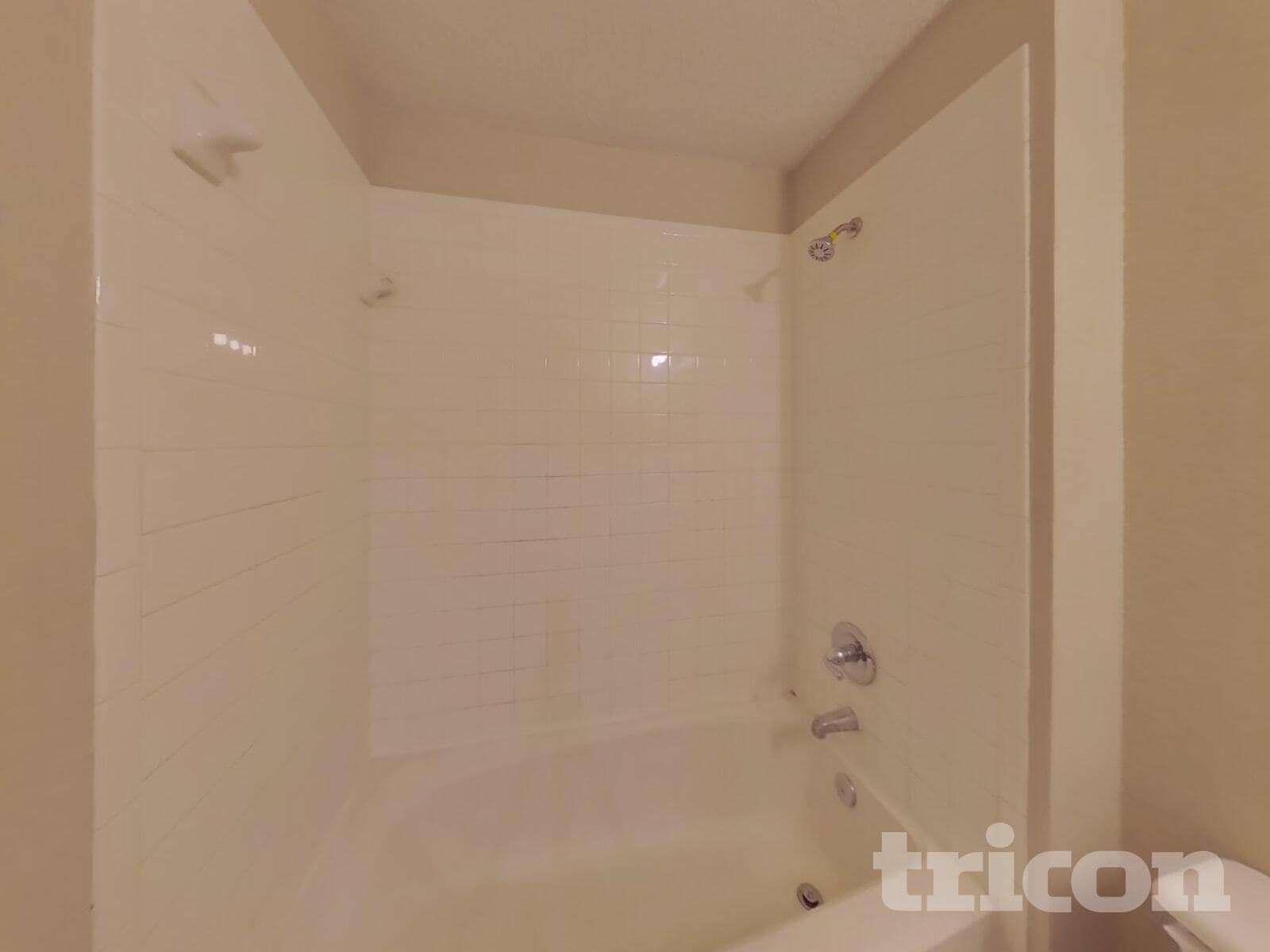 Building Photo - 716 King St