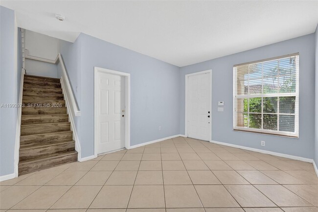 Building Photo - 1805 NW 78th Way