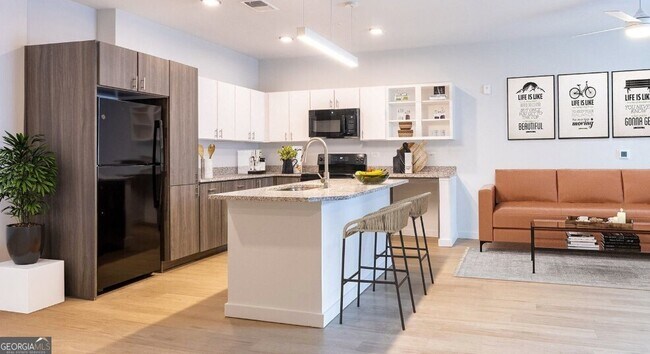 Building Photo - 750 Avondale Creek Dr.