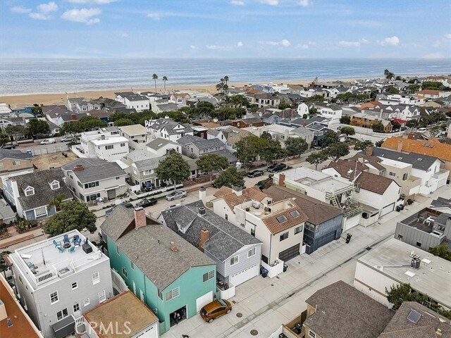 Building Photo - 2128 Miramar Dr