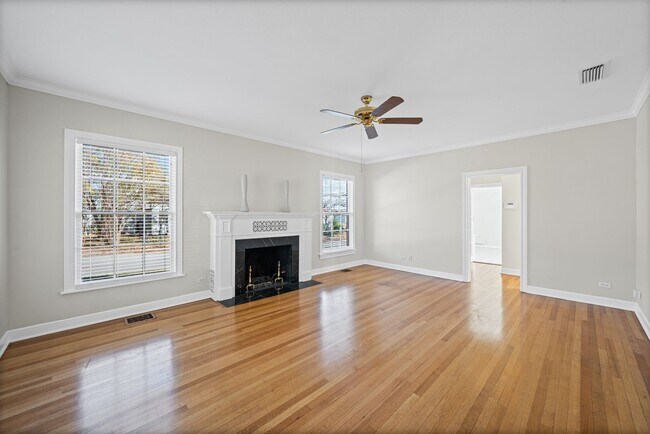 Building Photo - Spacious 3 Bed / 3 Bath Single Family with Large Fenced Yard and Deck in Temple ISD