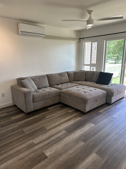 Building Photo - 33 Waiaka Ln
